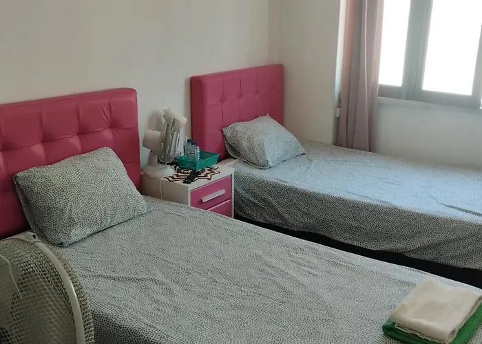 Local, Cantinho 招待所 克洛伊奥斯